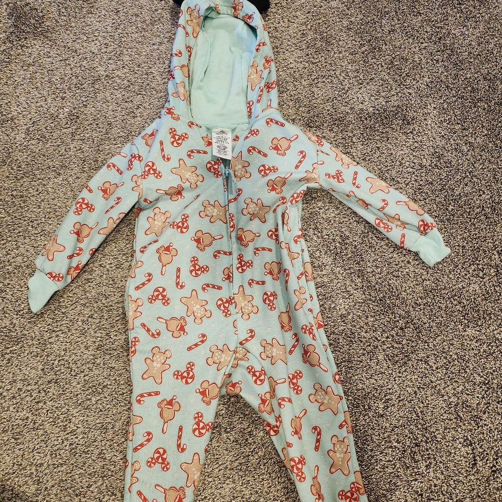 Size 2 disney christmas pj's unisex